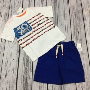 Gap Boys 12-18M 18-24M 2T Hot Wheels Top & Shorts